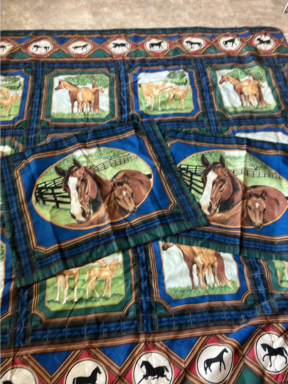 90s VNTG Horse Comforter & Shams (Twin Size)